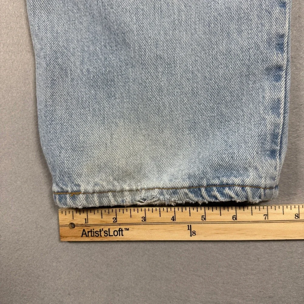 Vintage Levis 550 Jeans Men 34x30 Light Wash Blue Relaxed Fit Tapered Distressed